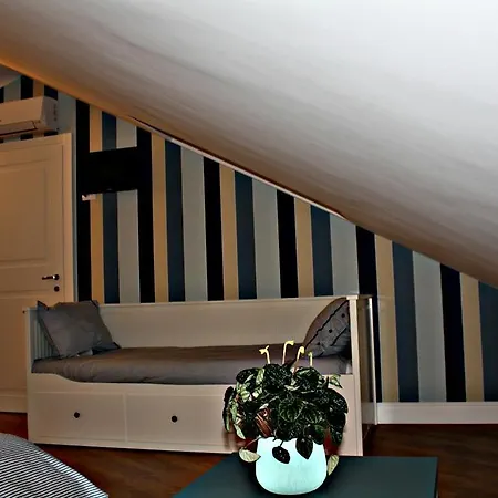 Al Chiaro Dei Loy Bed & Breakfast